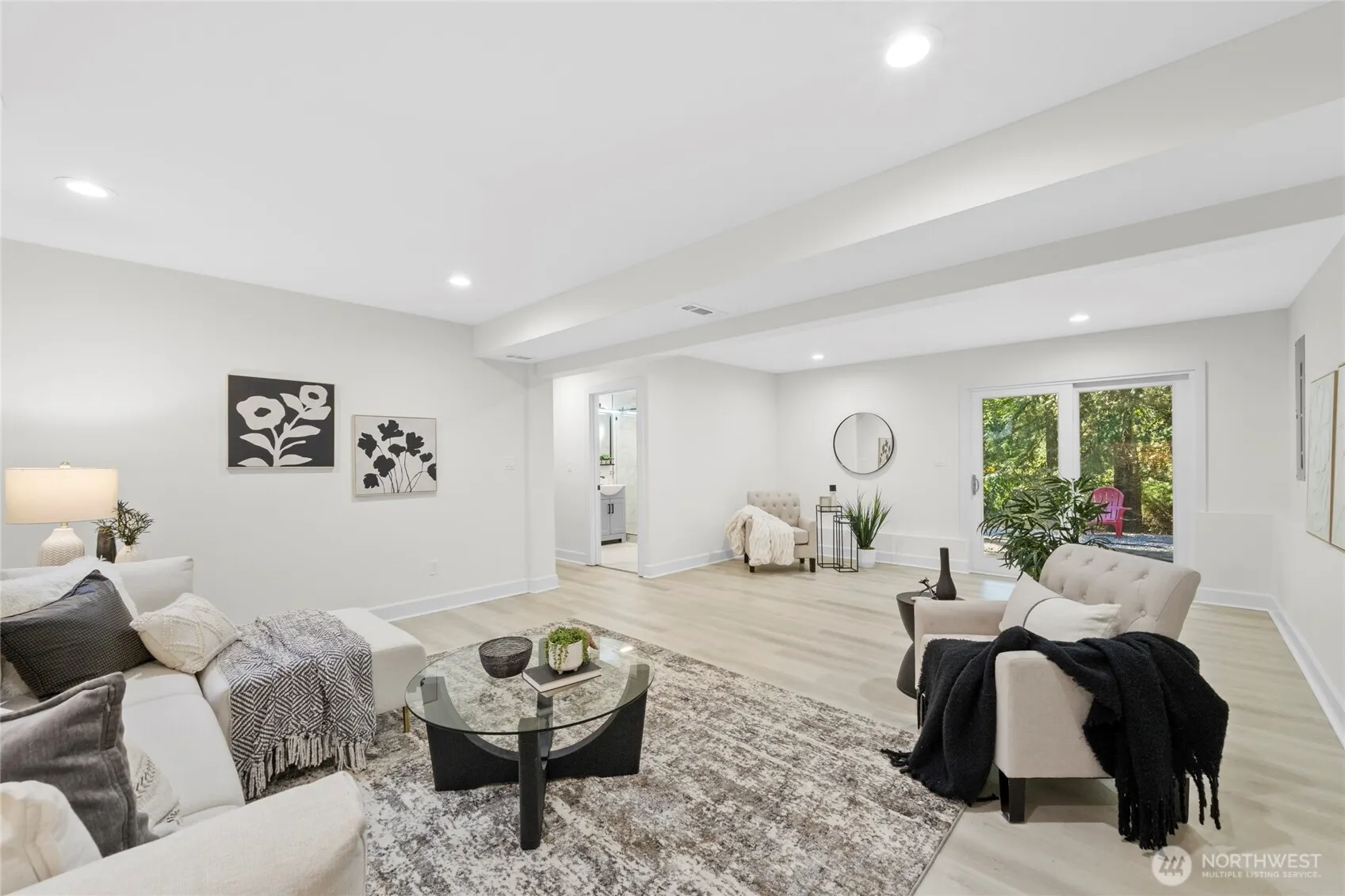 17134 NE 84th Street , Redmond, WA 98052-3972