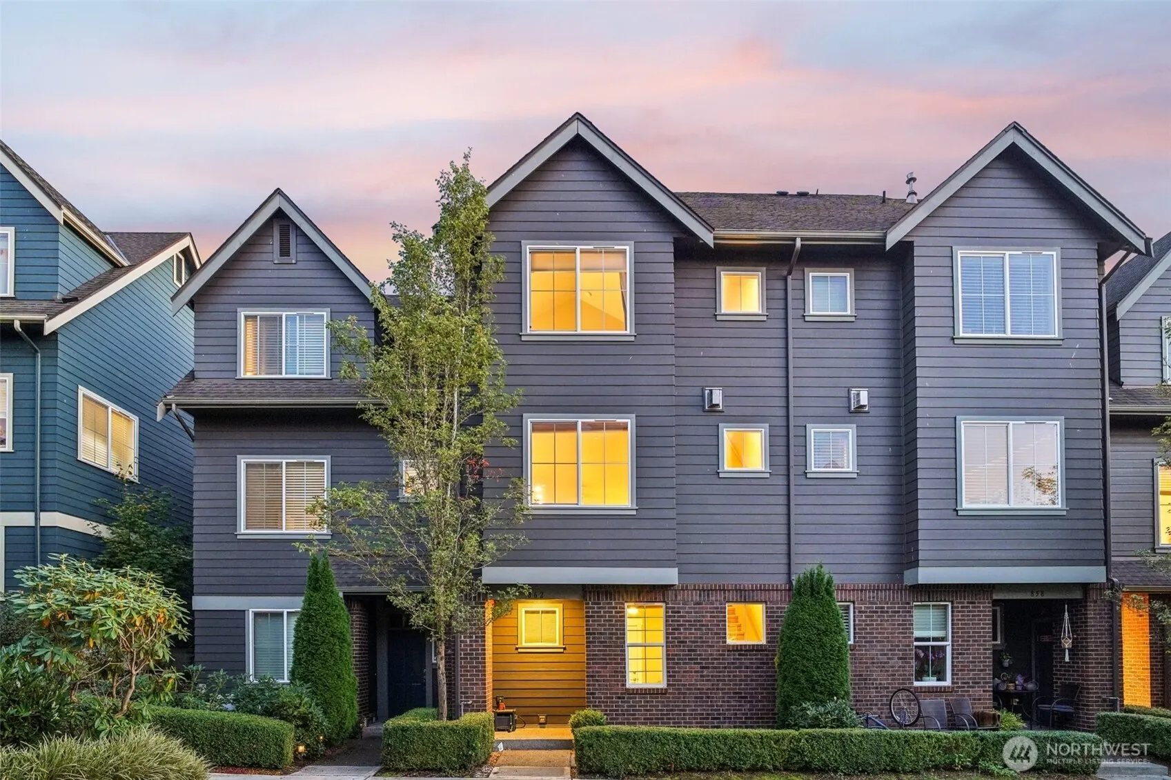 862 3rd Avenue NE, Issaquah, WA 98029