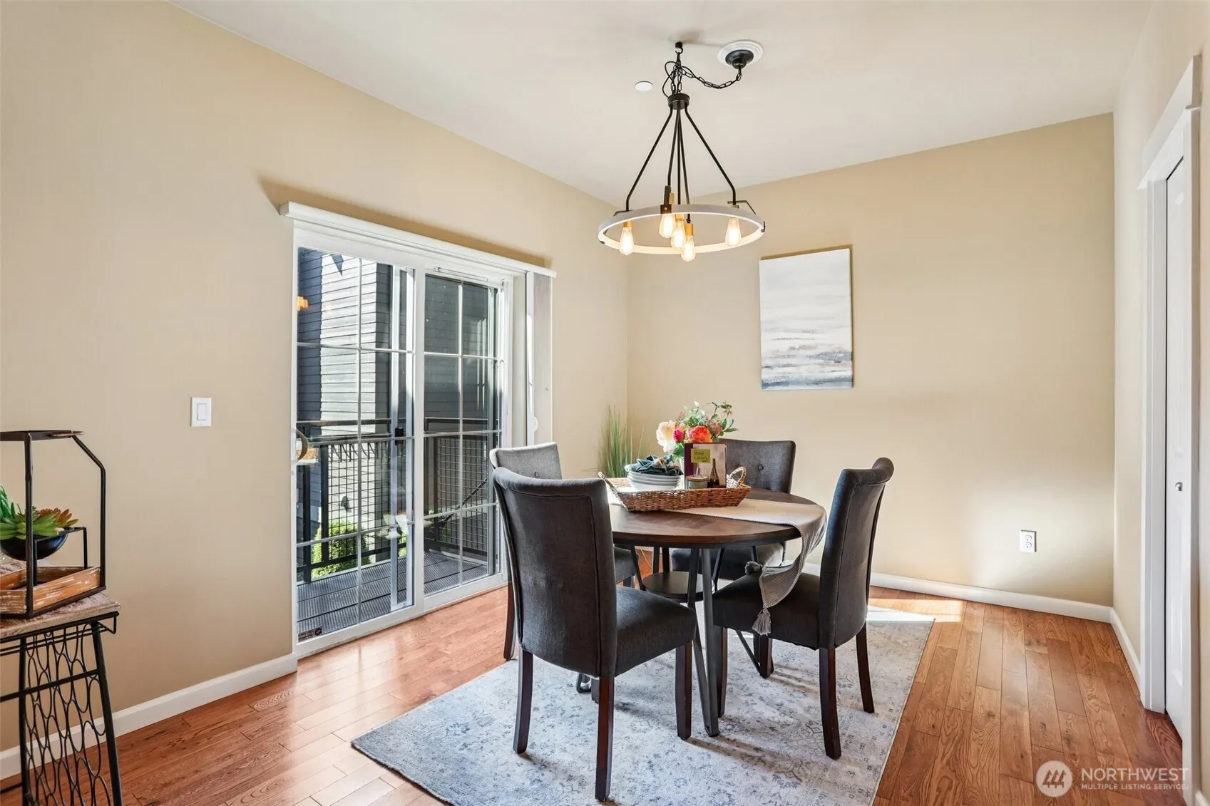 862 3rd Avenue NE, Issaquah, WA 98029