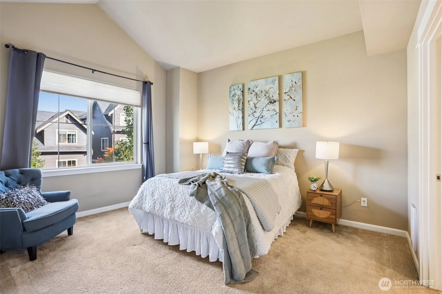862 3rd Avenue NE, Issaquah, WA 98029