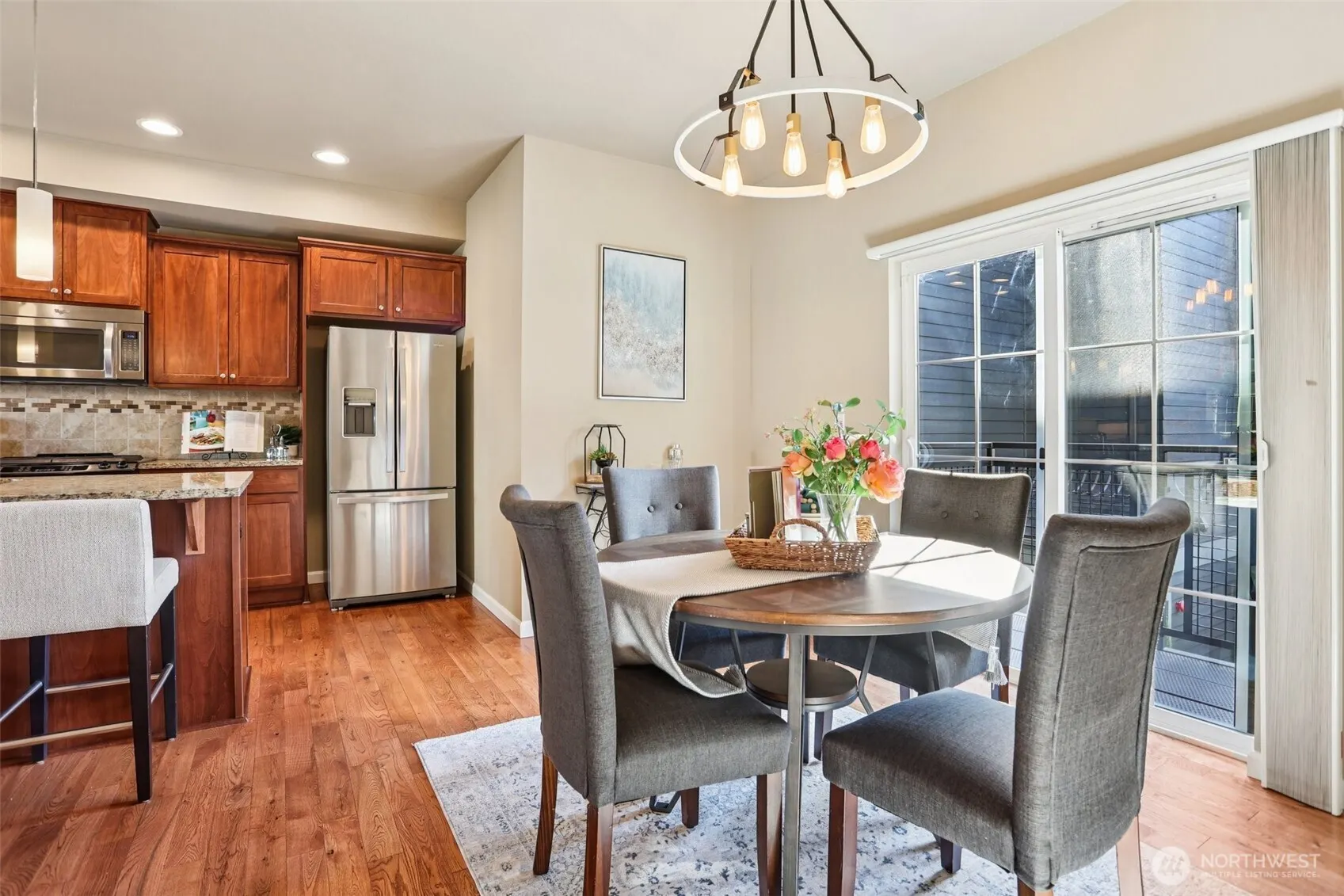 862 3rd Avenue NE, Issaquah, WA 98029