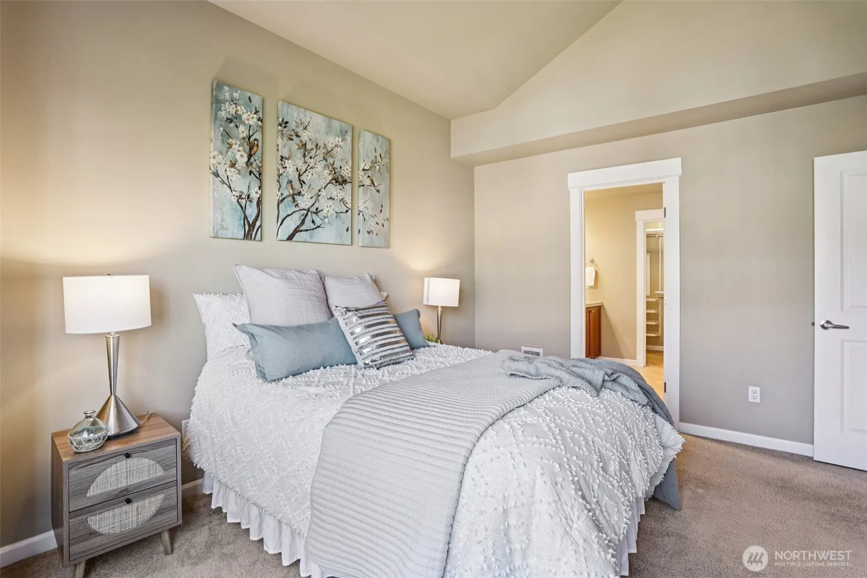 862 3rd Avenue NE, Issaquah, WA 98029