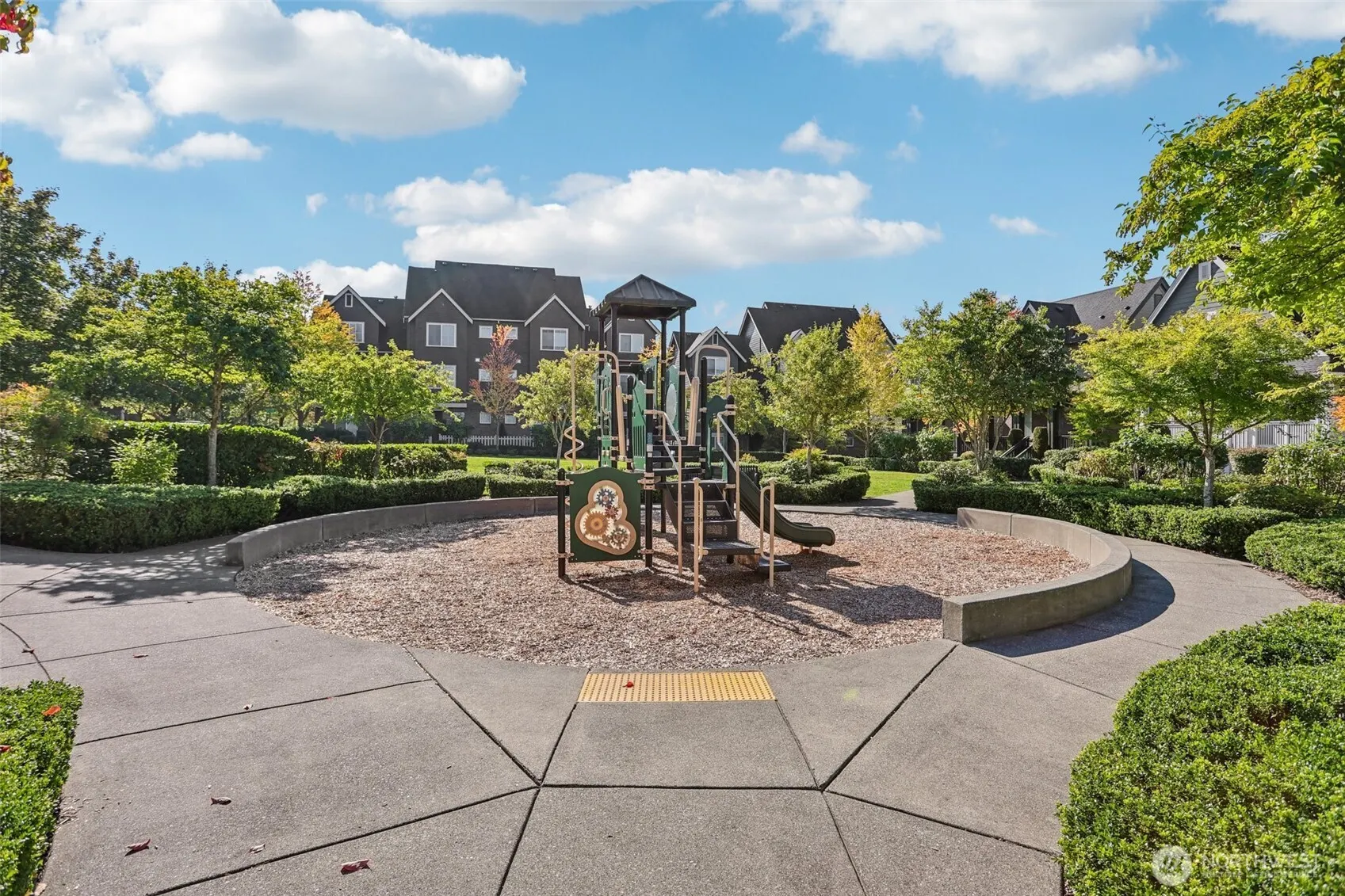 862 3rd Avenue NE, Issaquah, WA 98029