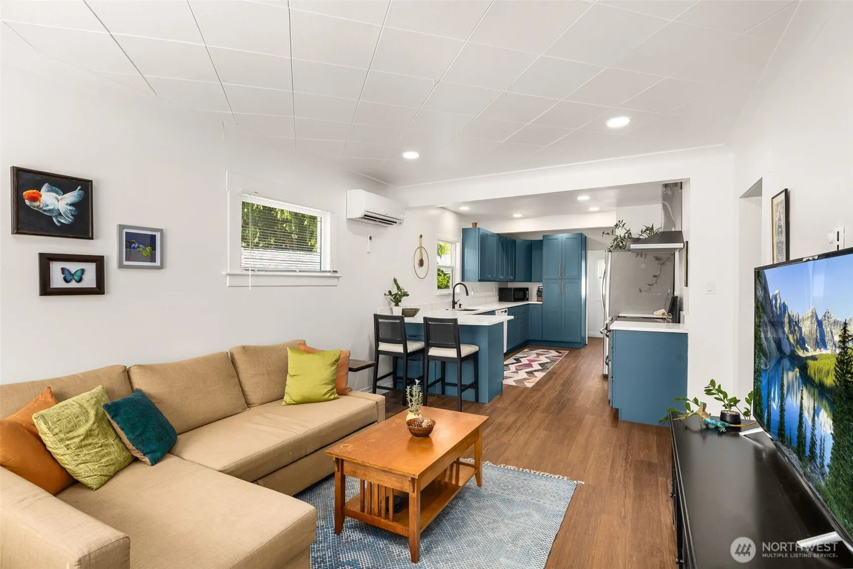 4208 S Genesee Street , Seattle, WA 98118
