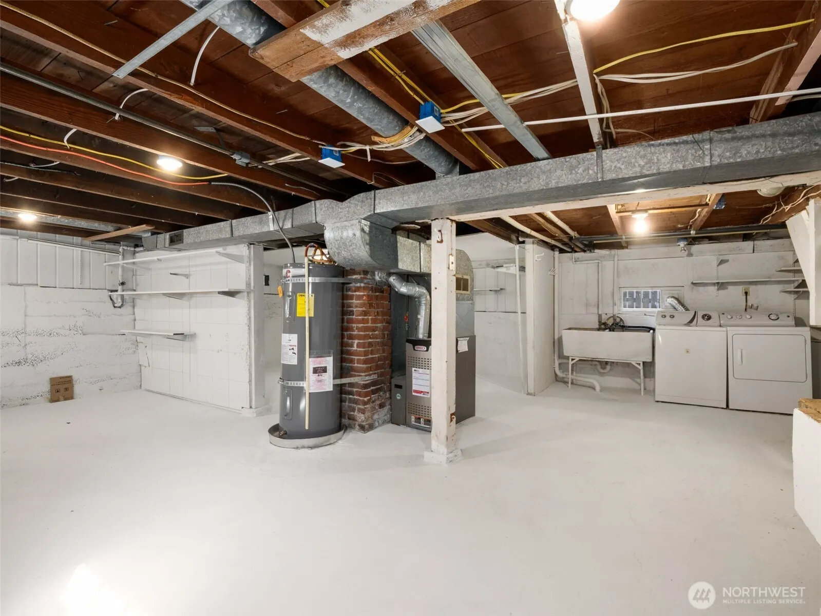 9046 9th Avenue SW, Seattle, WA 98106