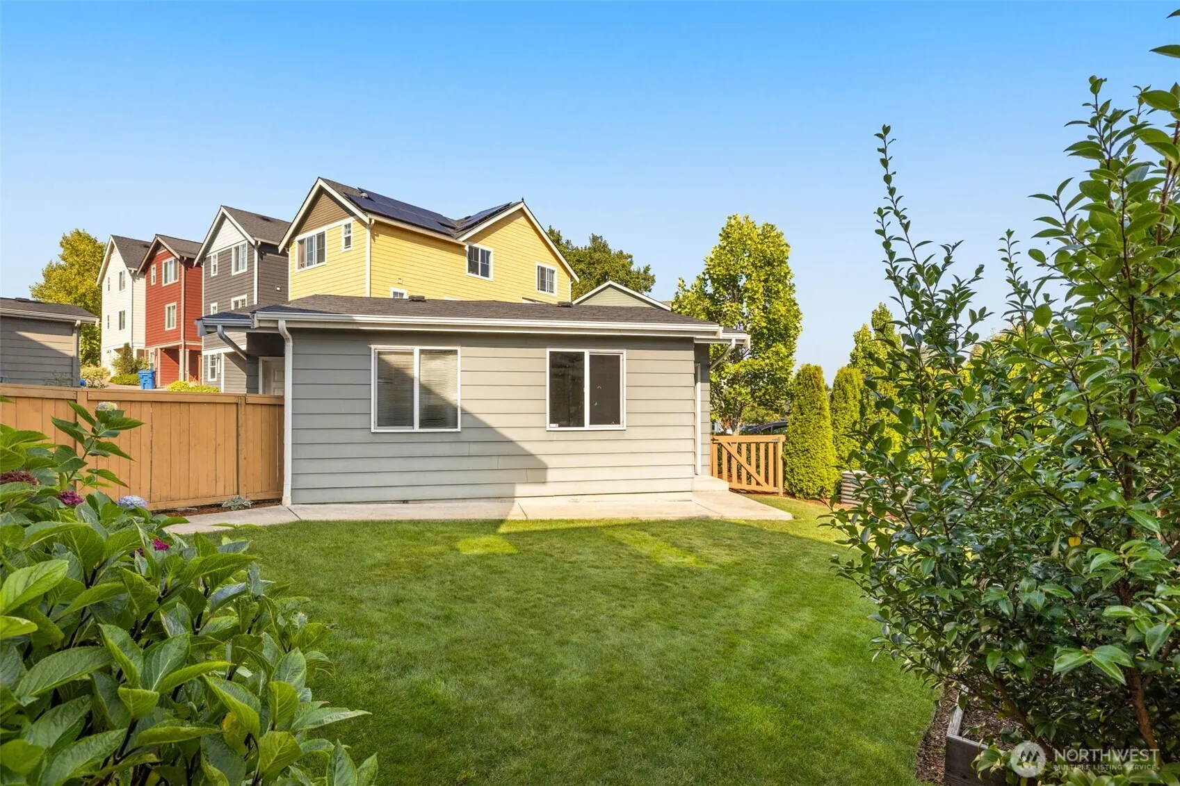 3012 SW Holly Street , Seattle, WA 98126