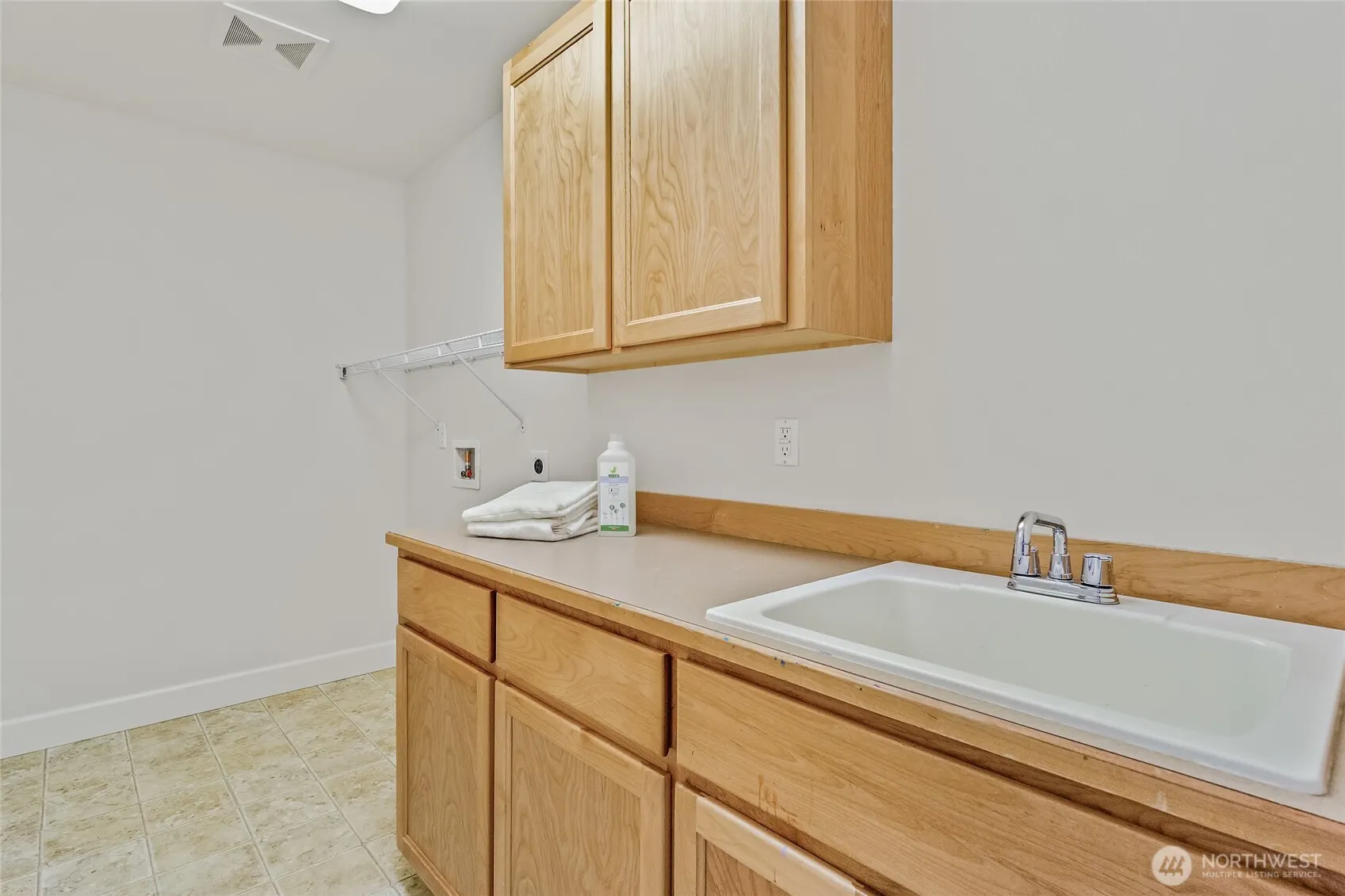 1201 160th Street SW, Lynnwood, WA 98087