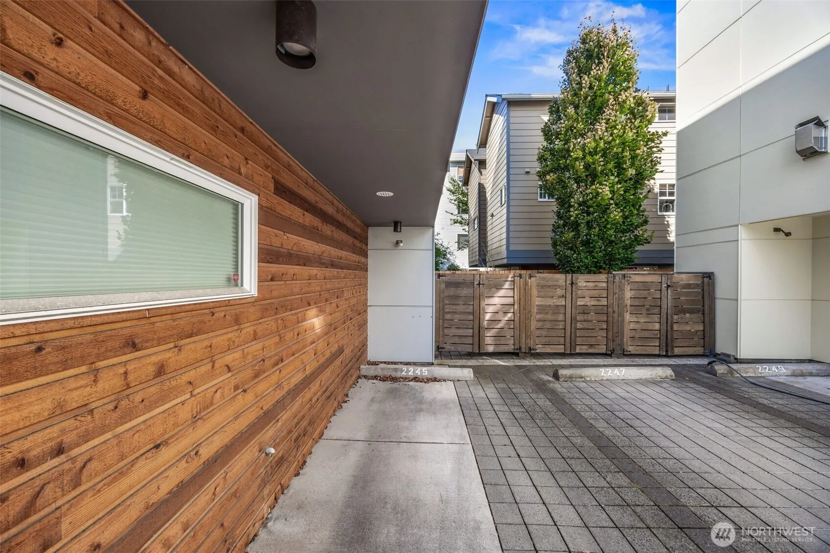 2245 NW 64th Street , Seattle, WA 98107