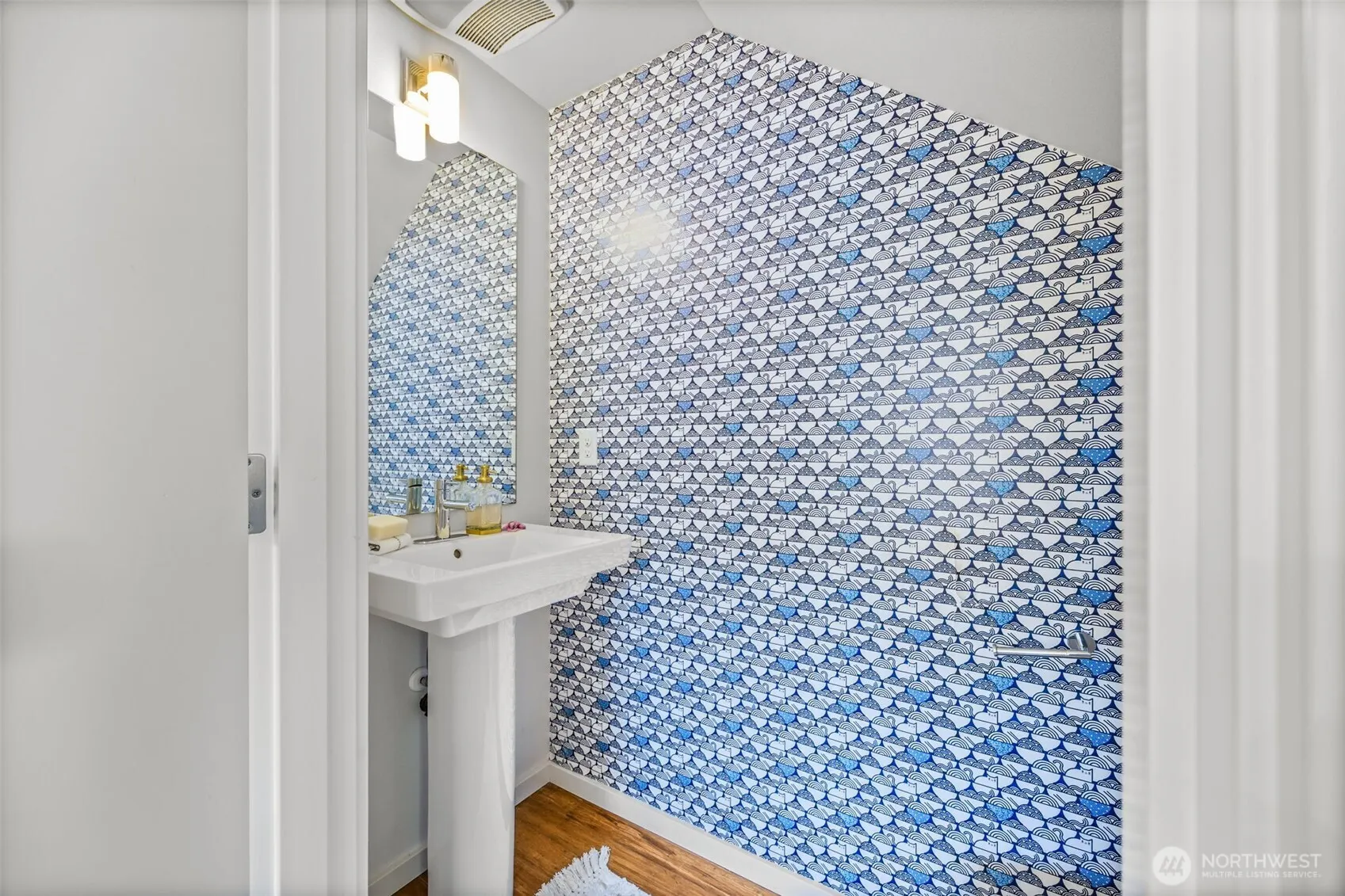 2245 NW 64th Street , Seattle, WA 98107