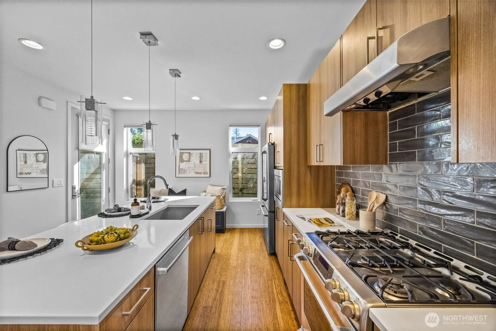 2245 NW 64th Street , Seattle, WA 98107