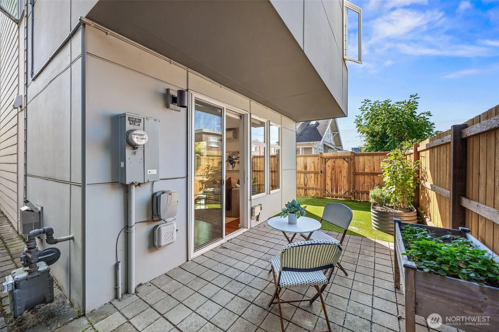 2245 NW 64th Street , Seattle, WA 98107
