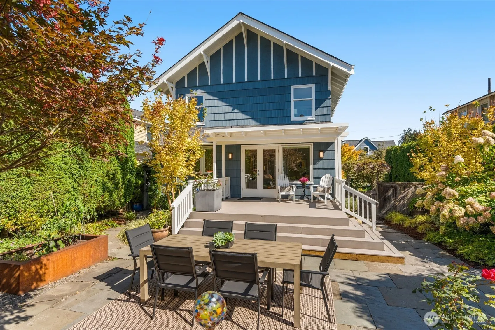 1819 2nd Avenue N, Seattle, WA 98109