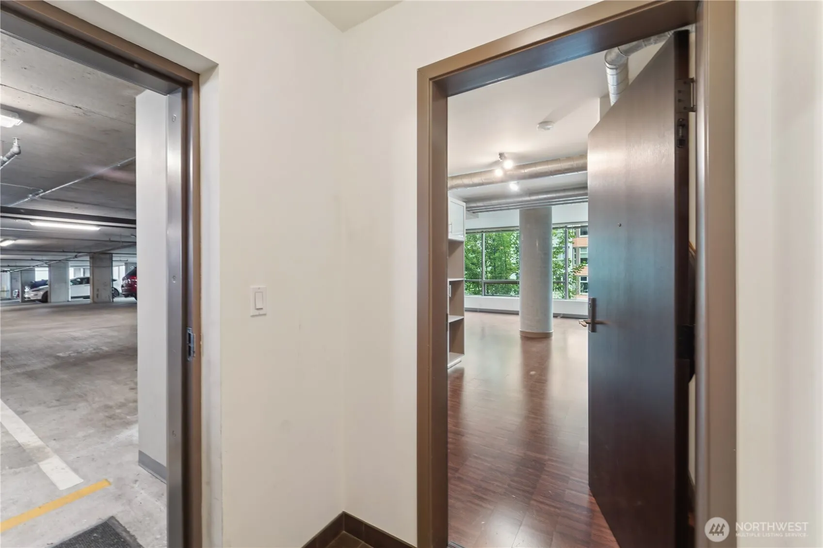 2033 2nd Avenue #400, Seattle, WA 98121