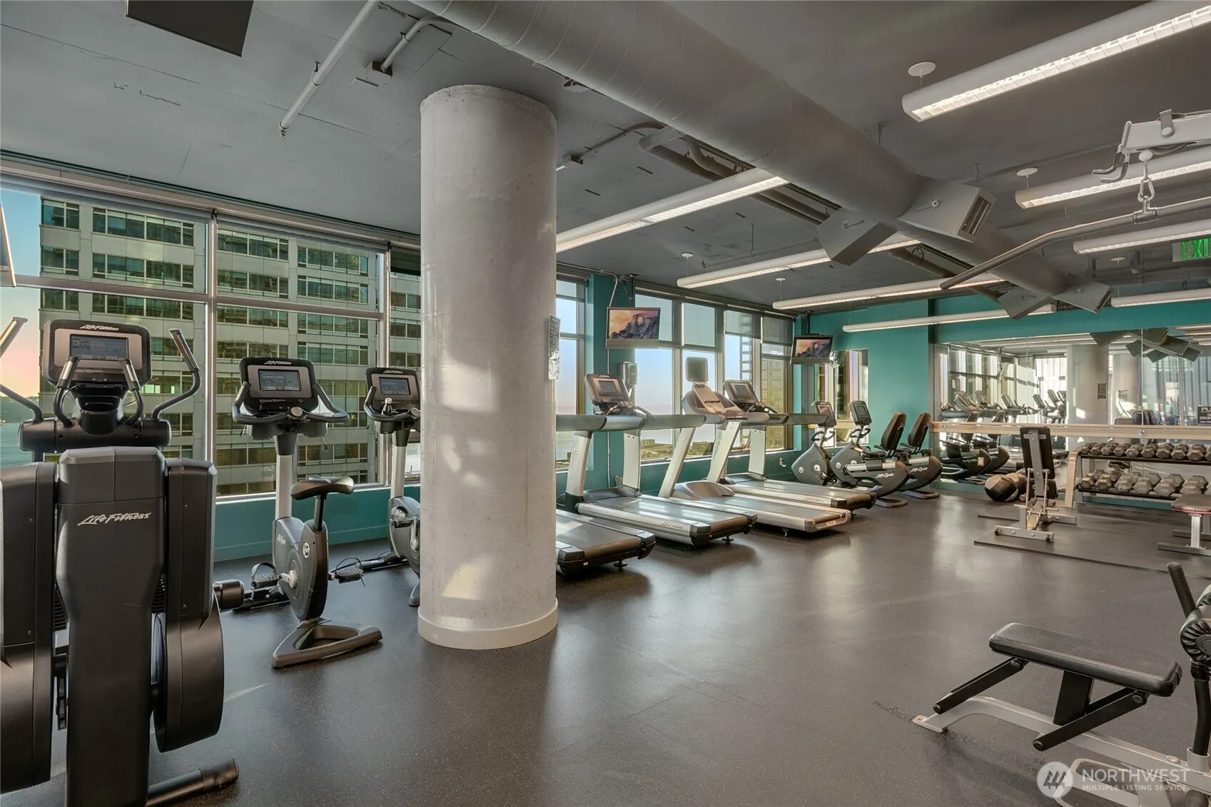 2033 2nd Avenue #400, Seattle, WA 98121