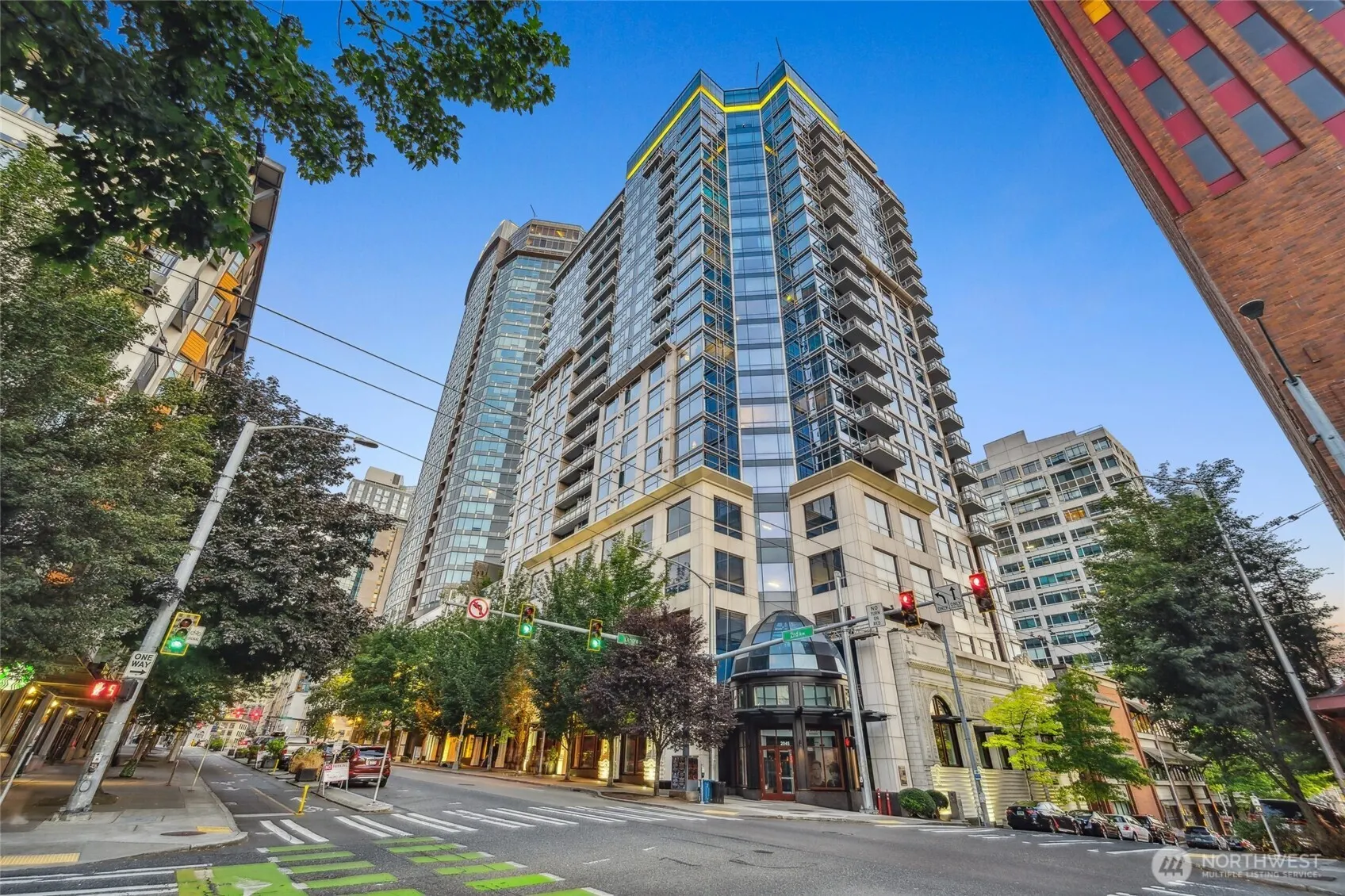 2033 2nd Avenue #400, Seattle, WA 98121