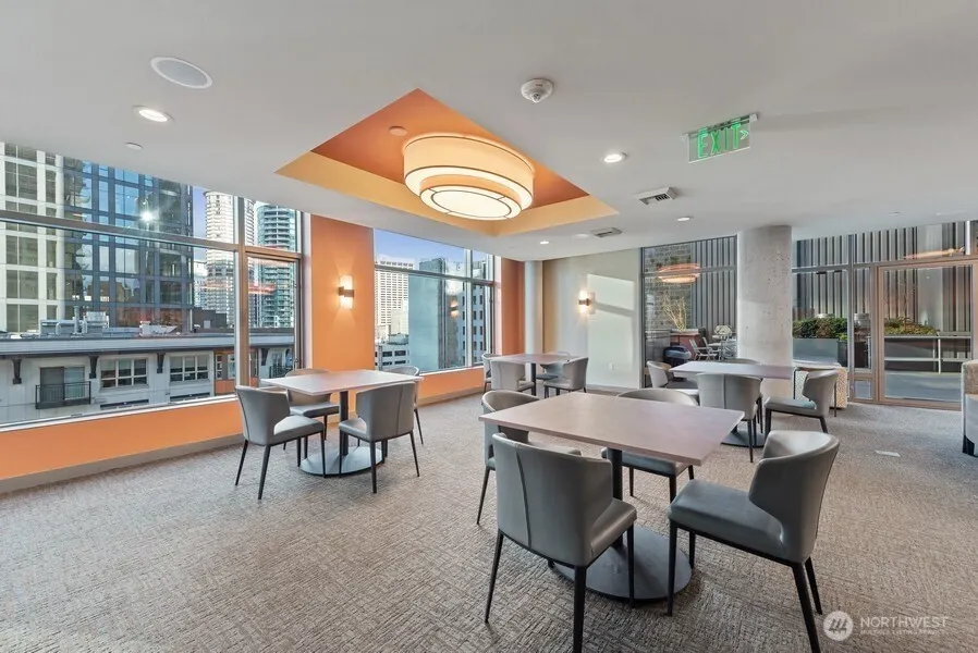 2033 2nd Avenue #400, Seattle, WA 98121