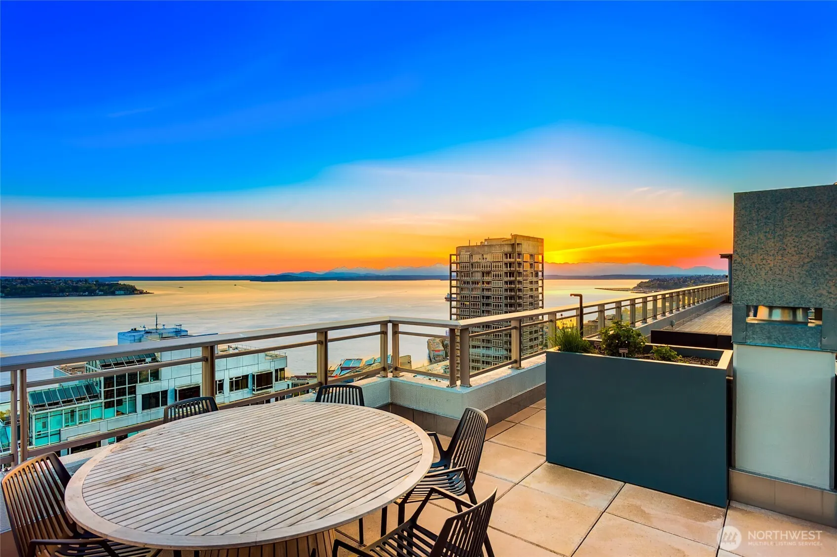 2033 2nd Avenue #400, Seattle, WA 98121
