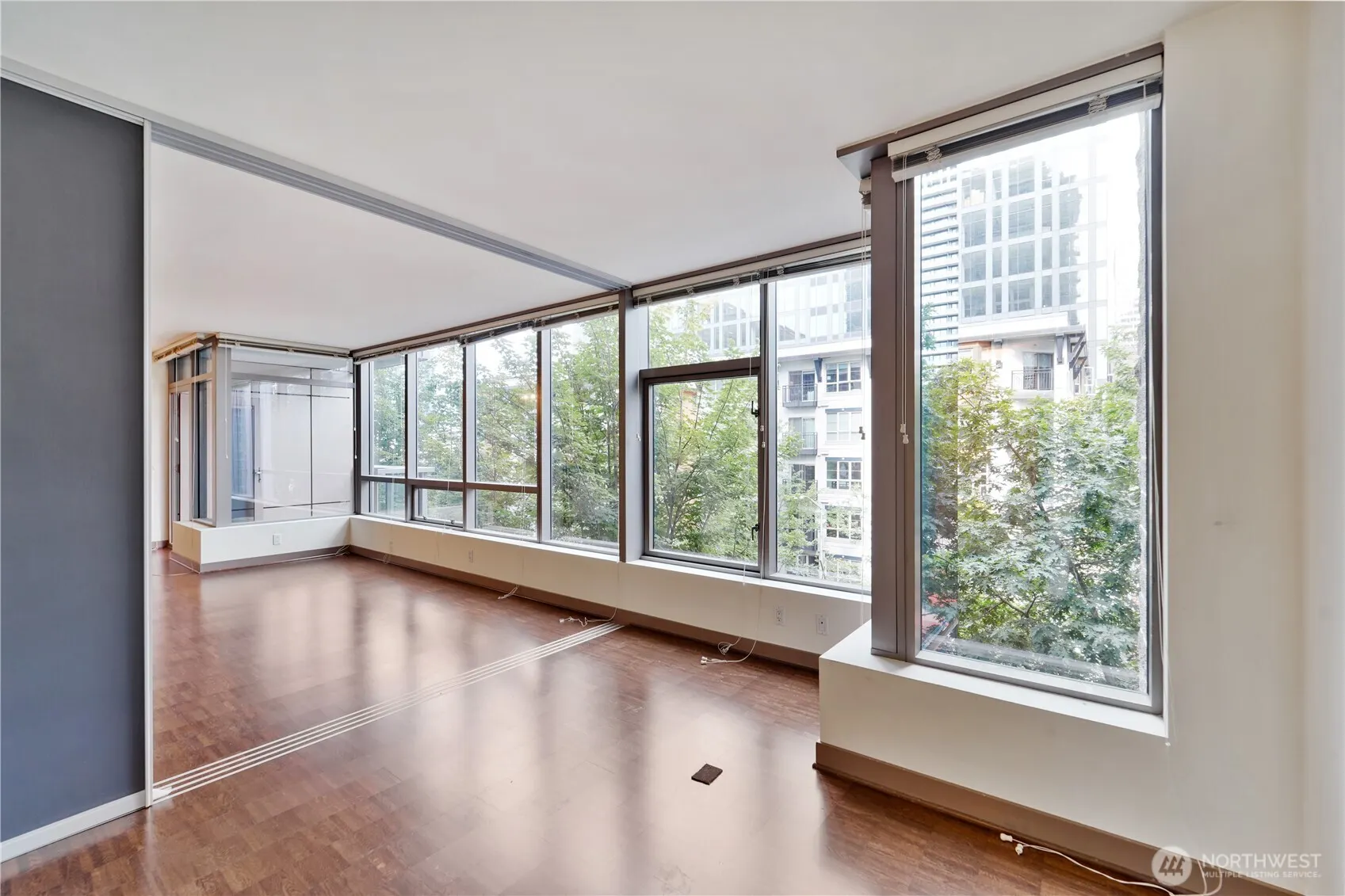 2033 2nd Avenue #400, Seattle, WA 98121