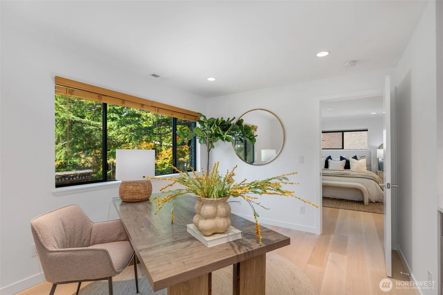 6667 NE Windermere Road , Seattle, WA 98115