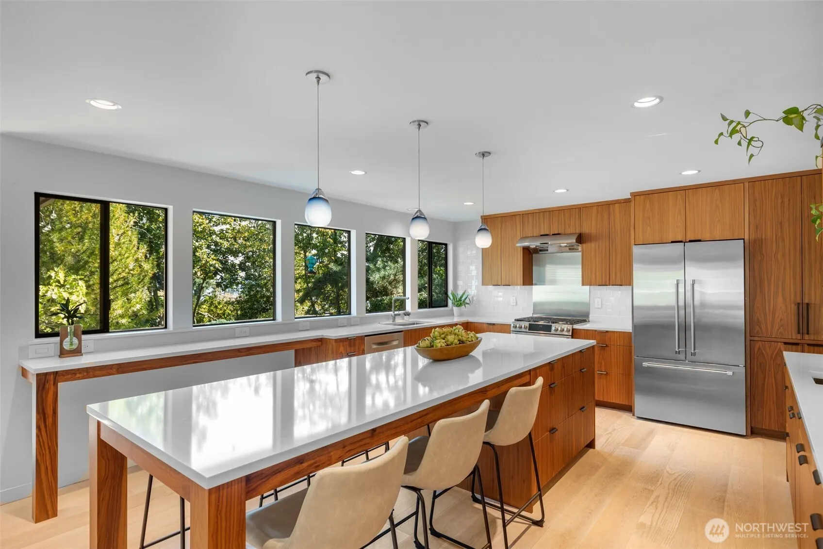 6667 NE Windermere Road , Seattle, WA 98115
