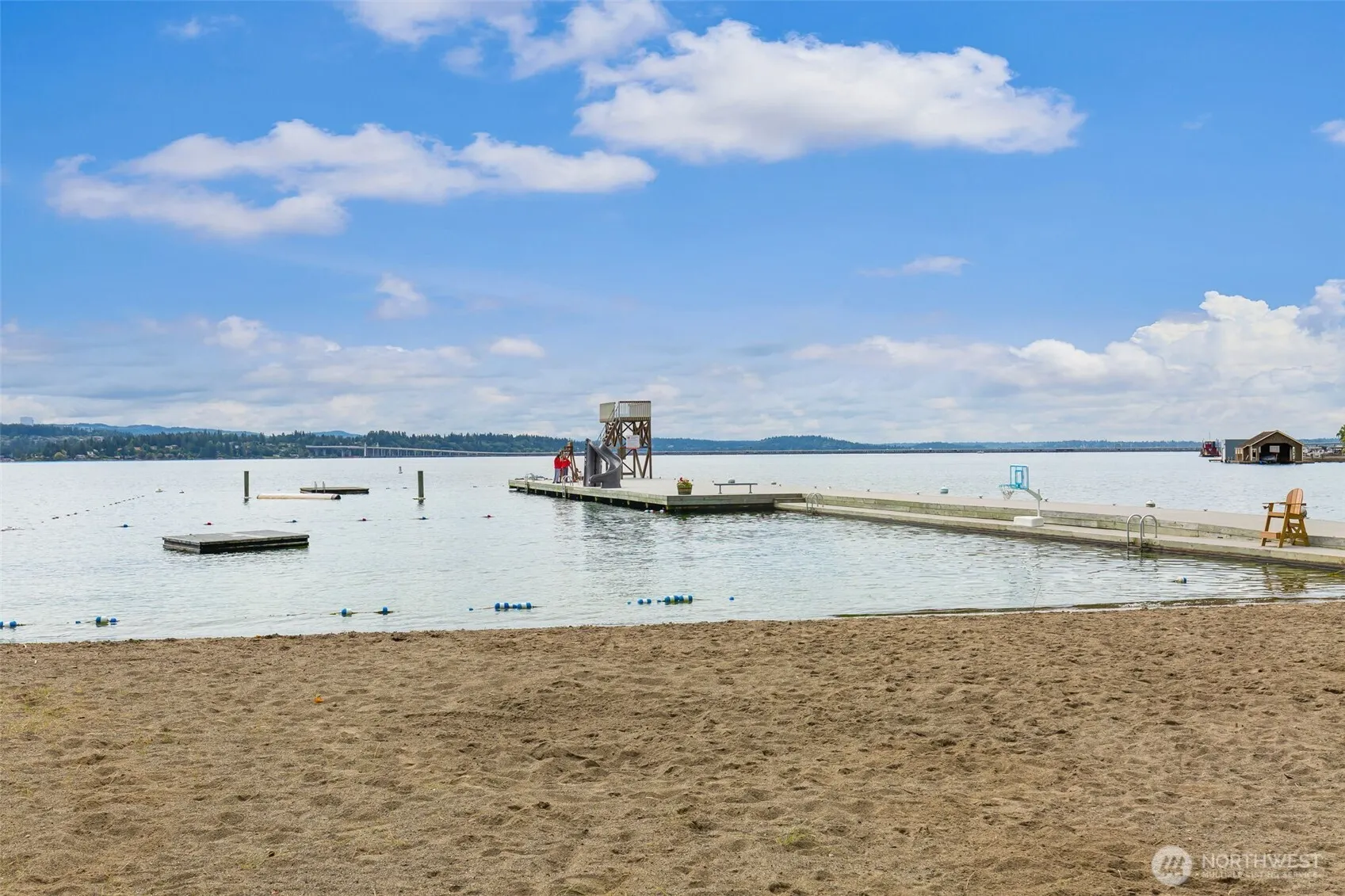 6667 NE Windermere Road , Seattle, WA 98115