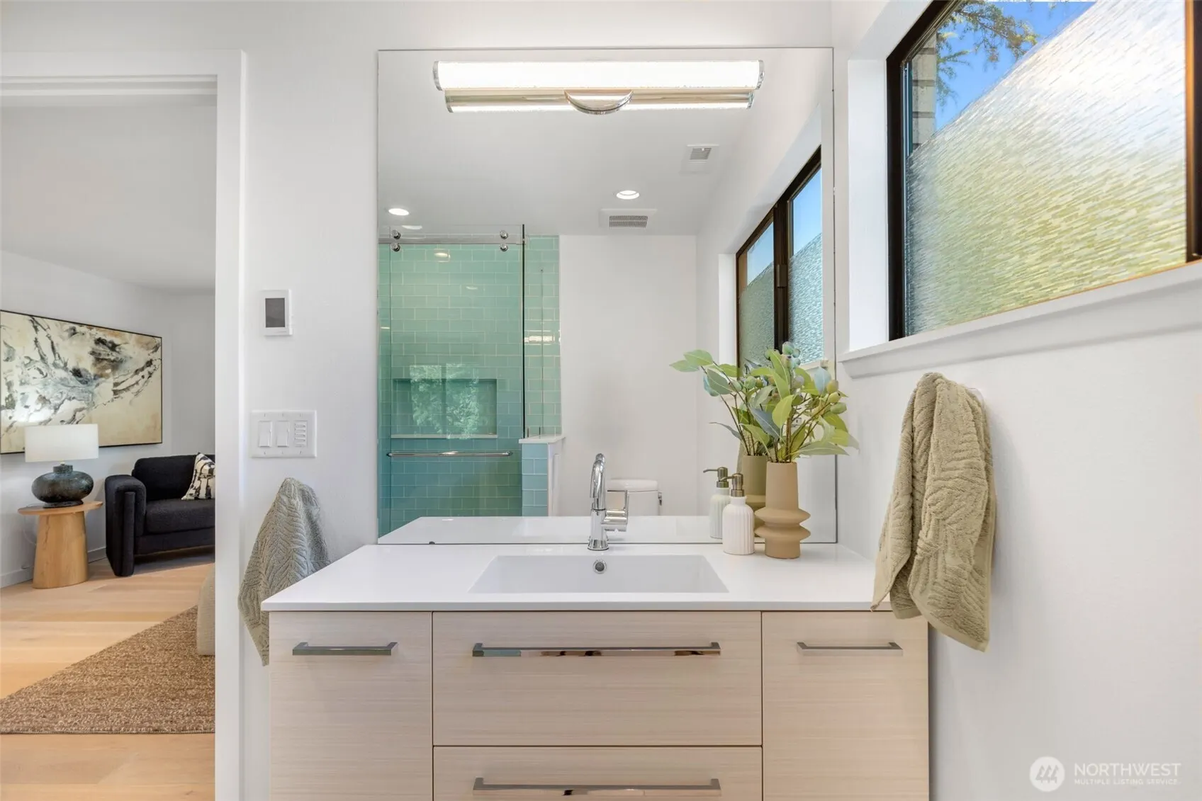 6667 NE Windermere Road , Seattle, WA 98115