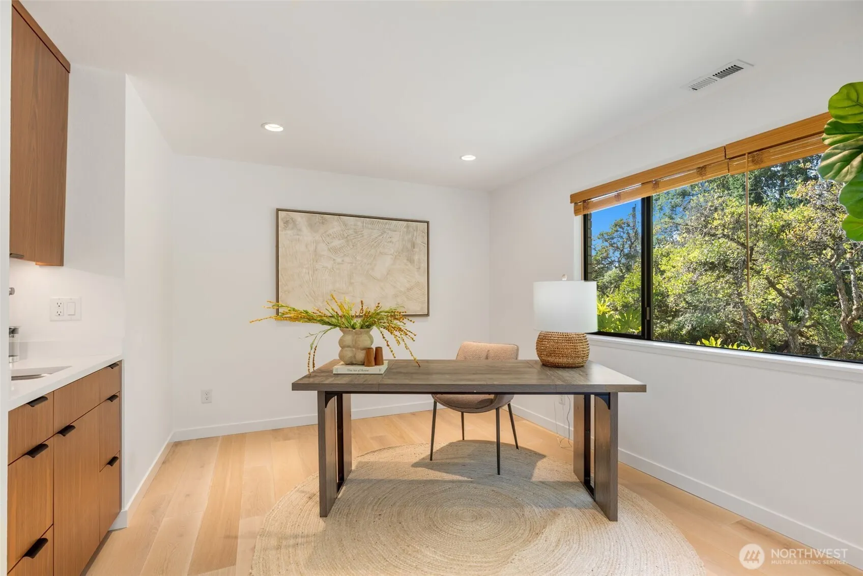 6667 NE Windermere Road , Seattle, WA 98115