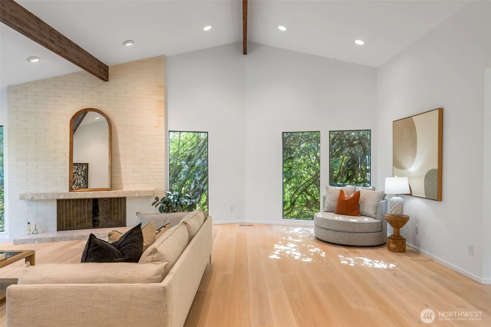 6667 NE Windermere Road , Seattle, WA 98115