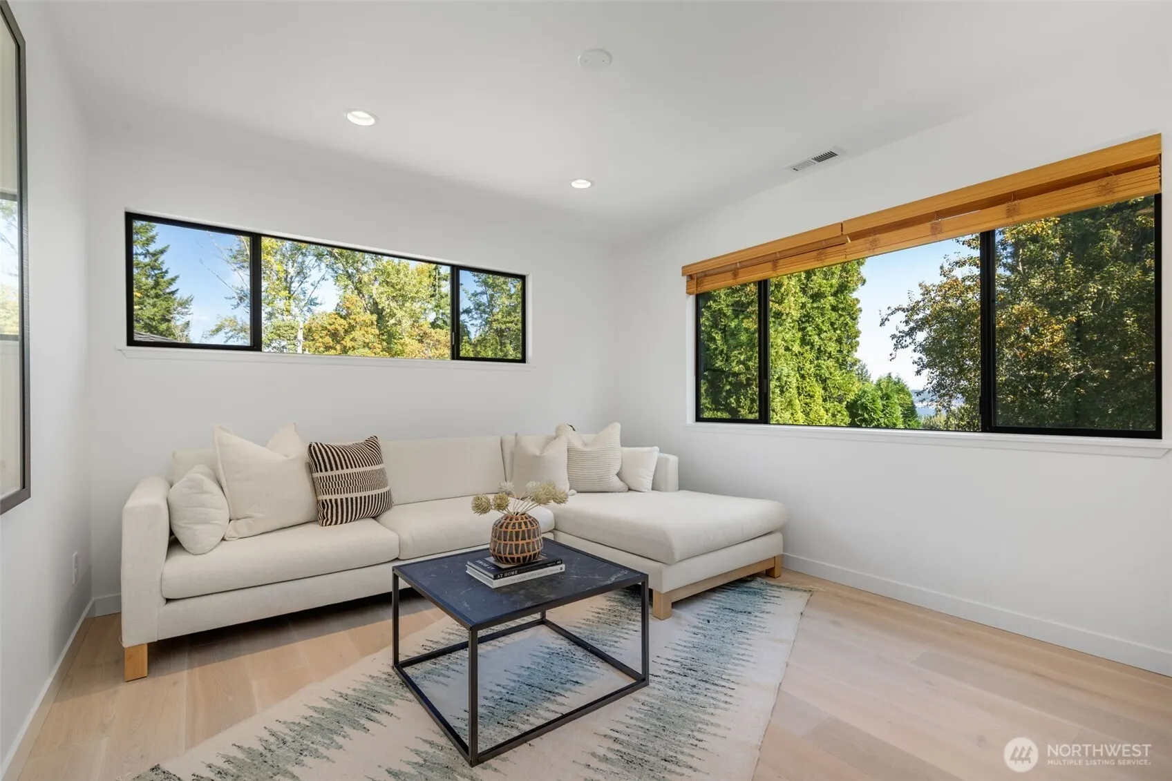 6667 NE Windermere Road , Seattle, WA 98115