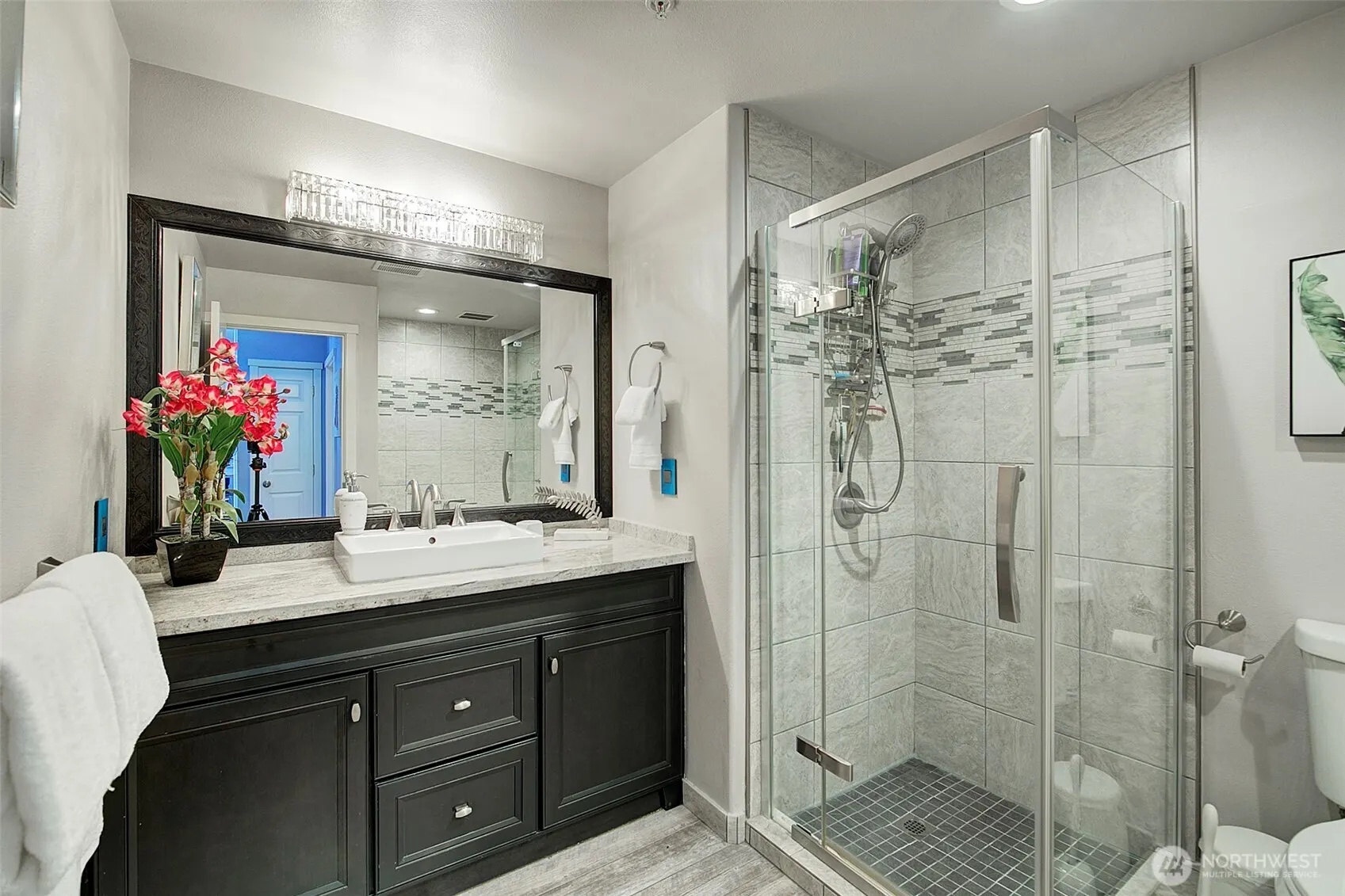 4325 NE 5th Court ##103, Renton, WA 98059