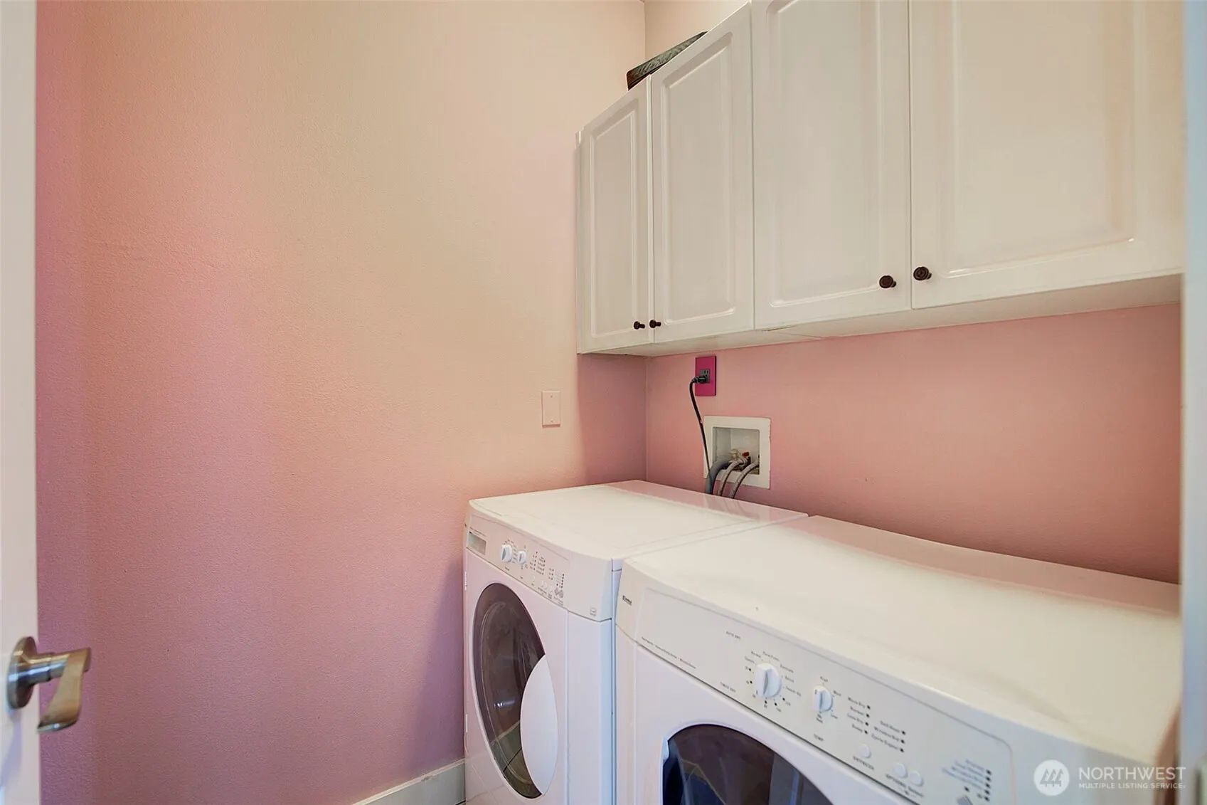 4325 NE 5th Court ##103, Renton, WA 98059
