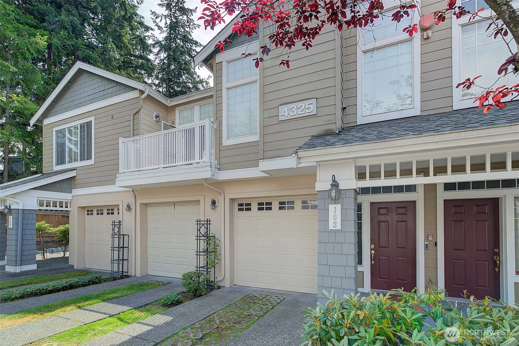 4325 NE 5th Court ##103, Renton, WA 98059