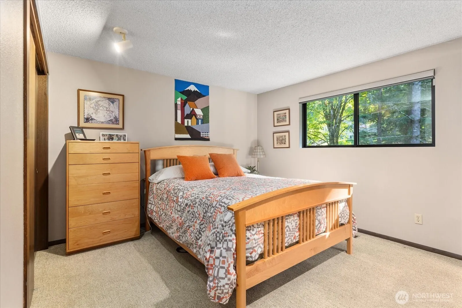 5404 215th Street SE, Woodinville, WA 98072