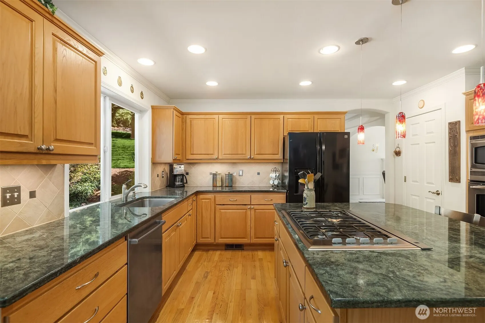 9920 197 Court NE, Redmond, WA 98053