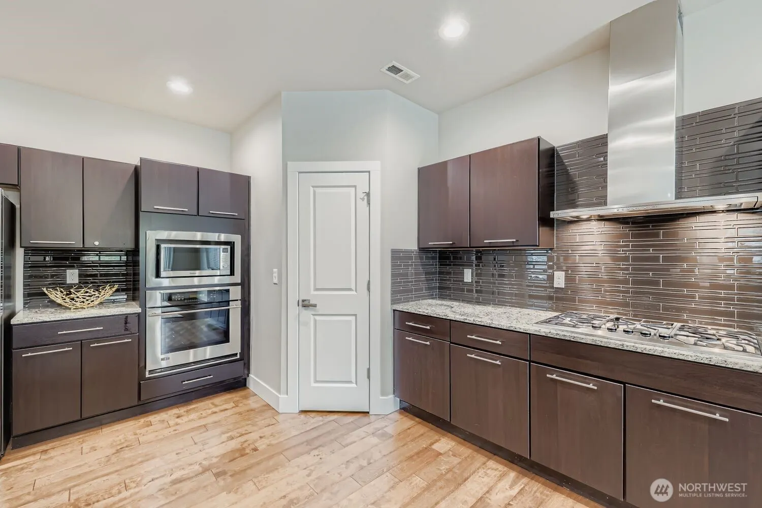 18115 34th Drive SE, Bothell, WA 98012-8085