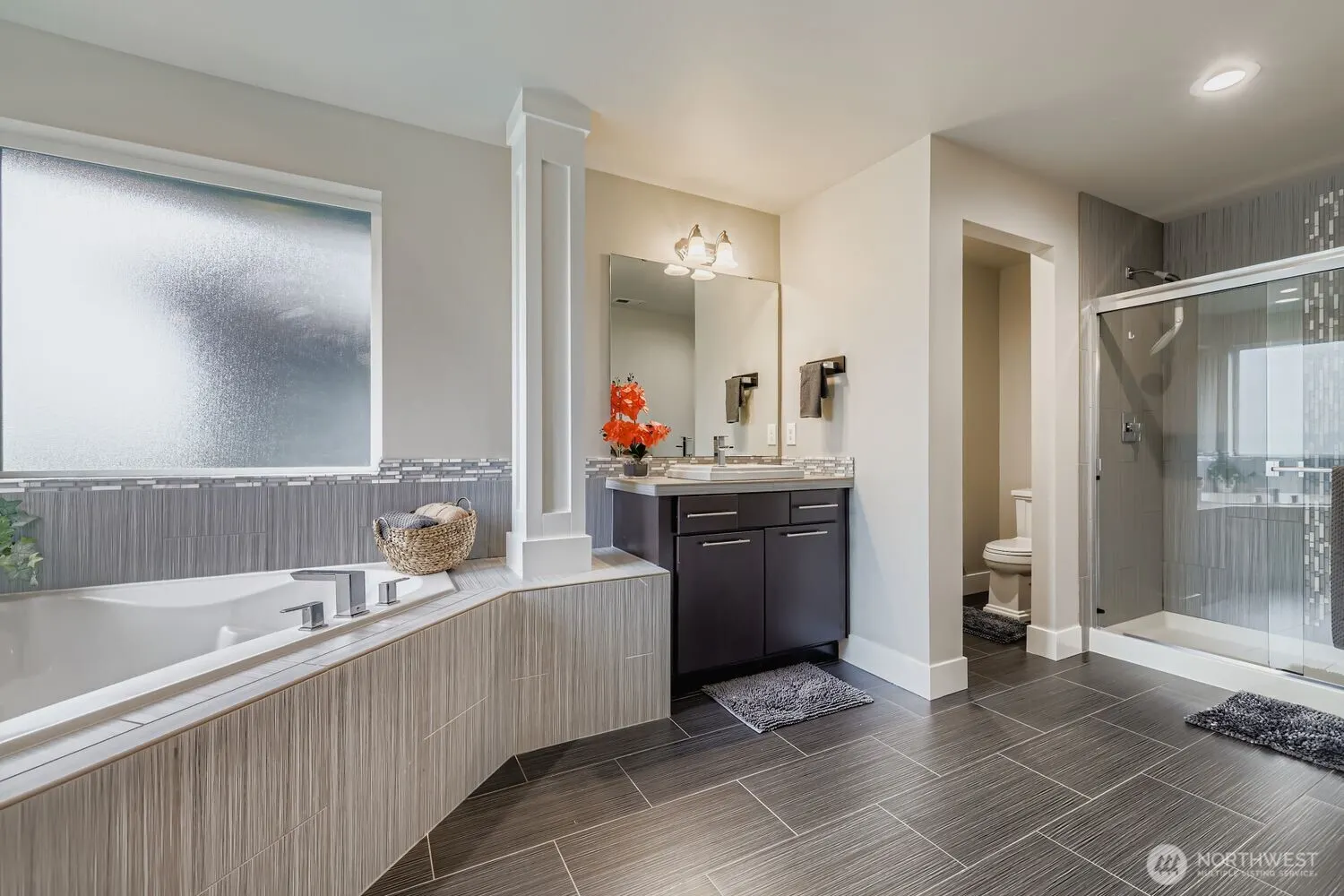 18115 34th Drive SE, Bothell, WA 98012-8085