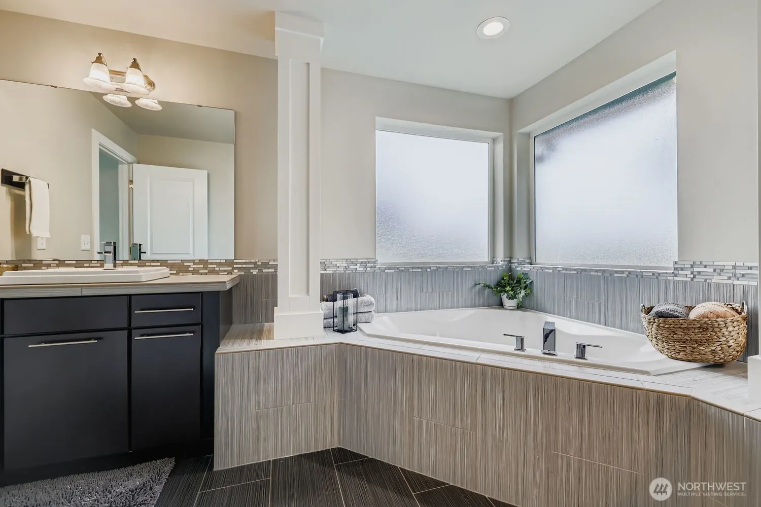 18115 34th Drive SE, Bothell, WA 98012-8085