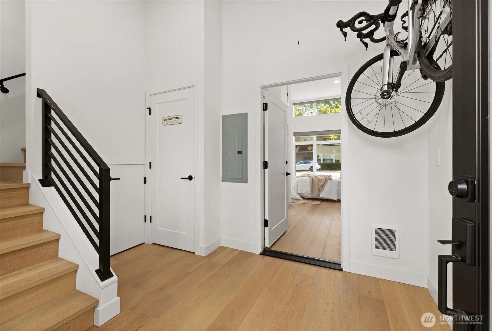 6014 A California Avenue SW, Seattle, WA 98136