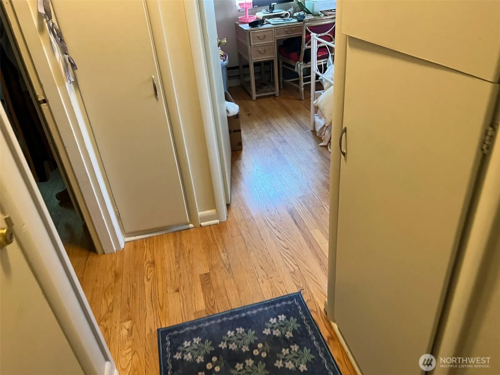 4053 NE 55th Street , Seattle, WA 98105