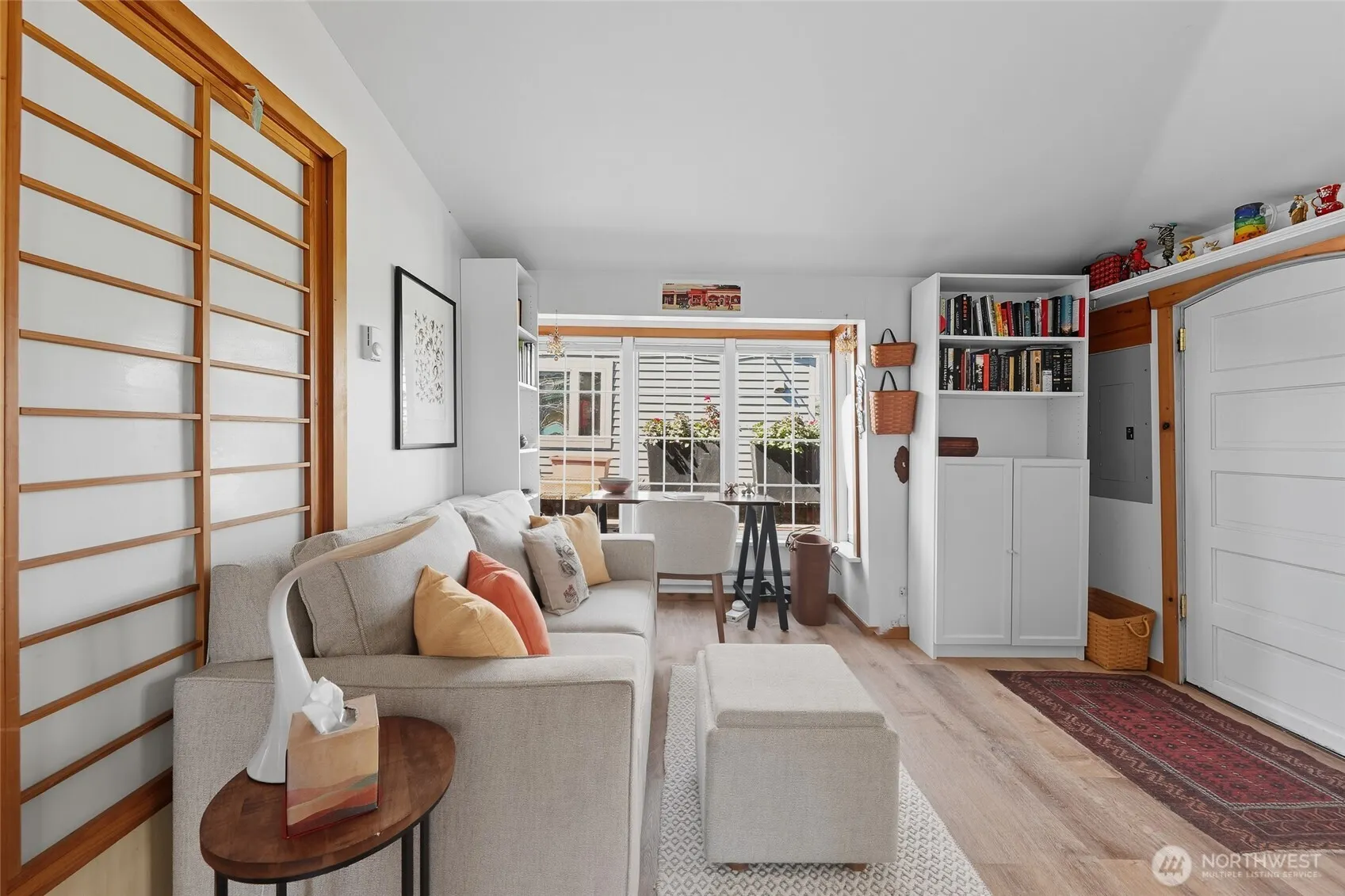 2727 Fairview Avenue E #18, Seattle, WA 98102