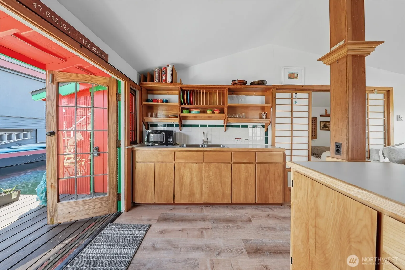 2727 Fairview Avenue E #18, Seattle, WA 98102