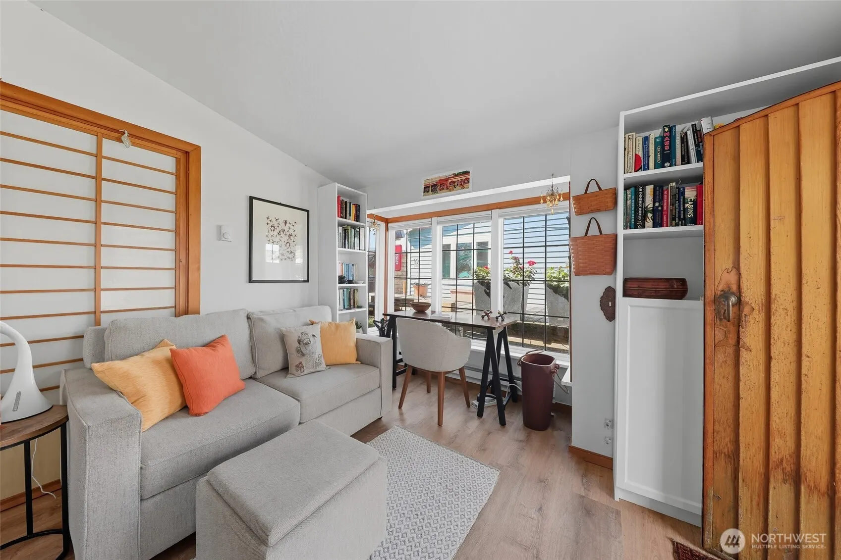 2727 Fairview Avenue E #18, Seattle, WA 98102