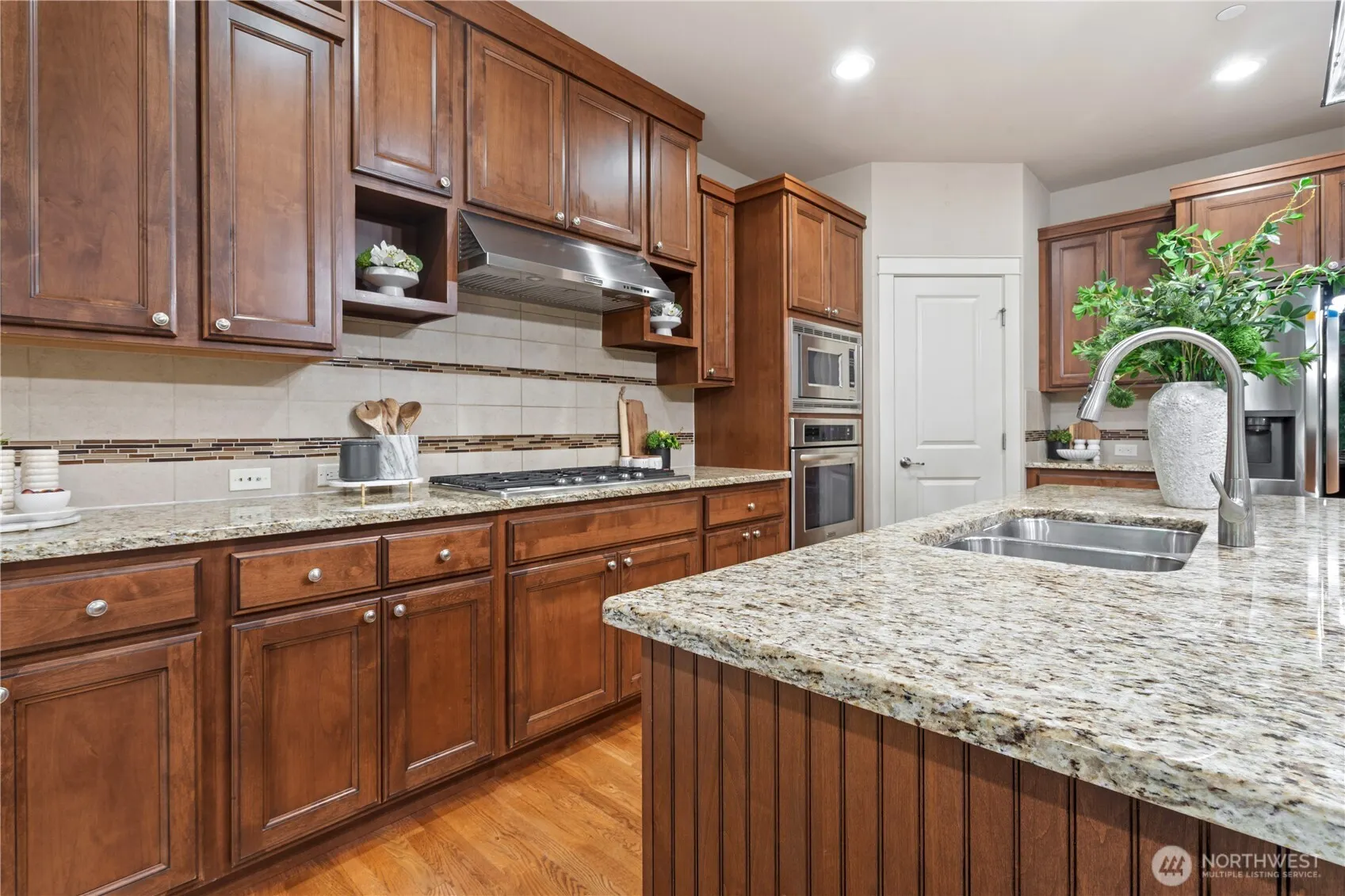 16810 NE 123rd Wy , Redmond, WA 98052