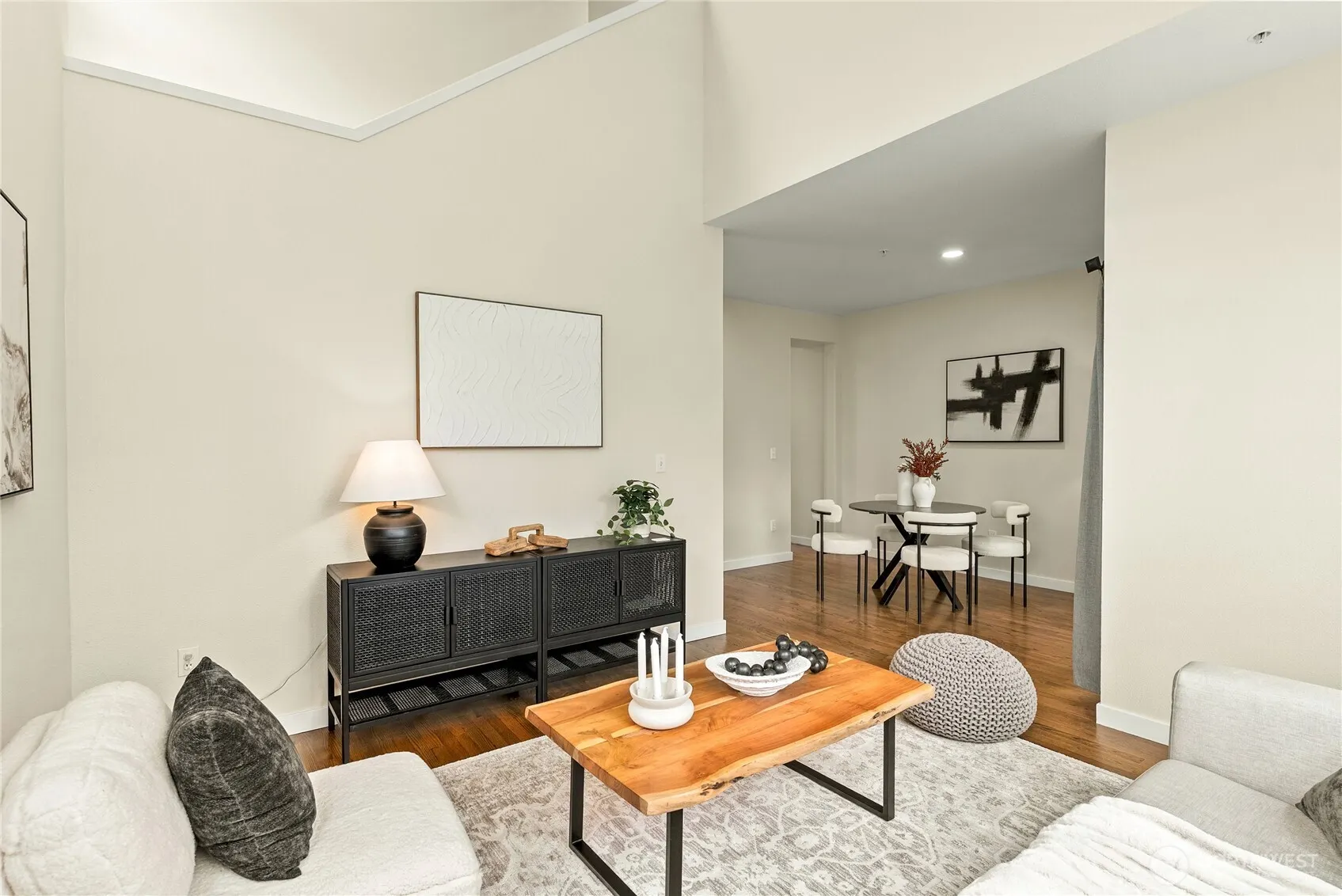 513 S 46th Place , Renton, WA 98055