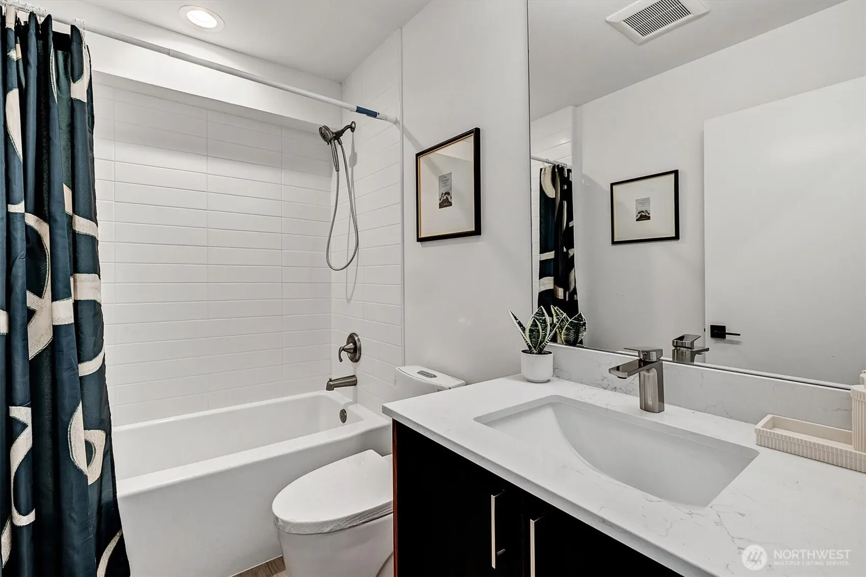 1225 E Roy Street , Seattle, WA 98102