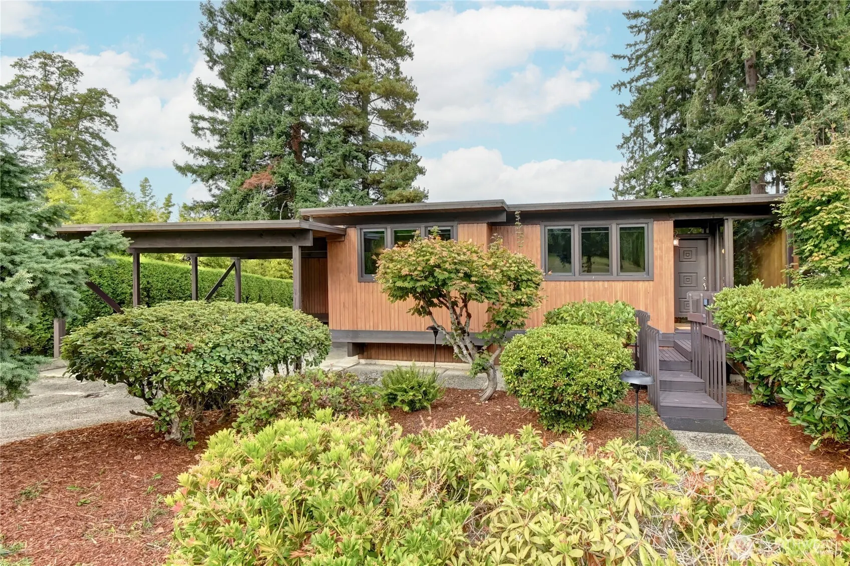 3707 Shelby Road , Lynnwood, WA 98087