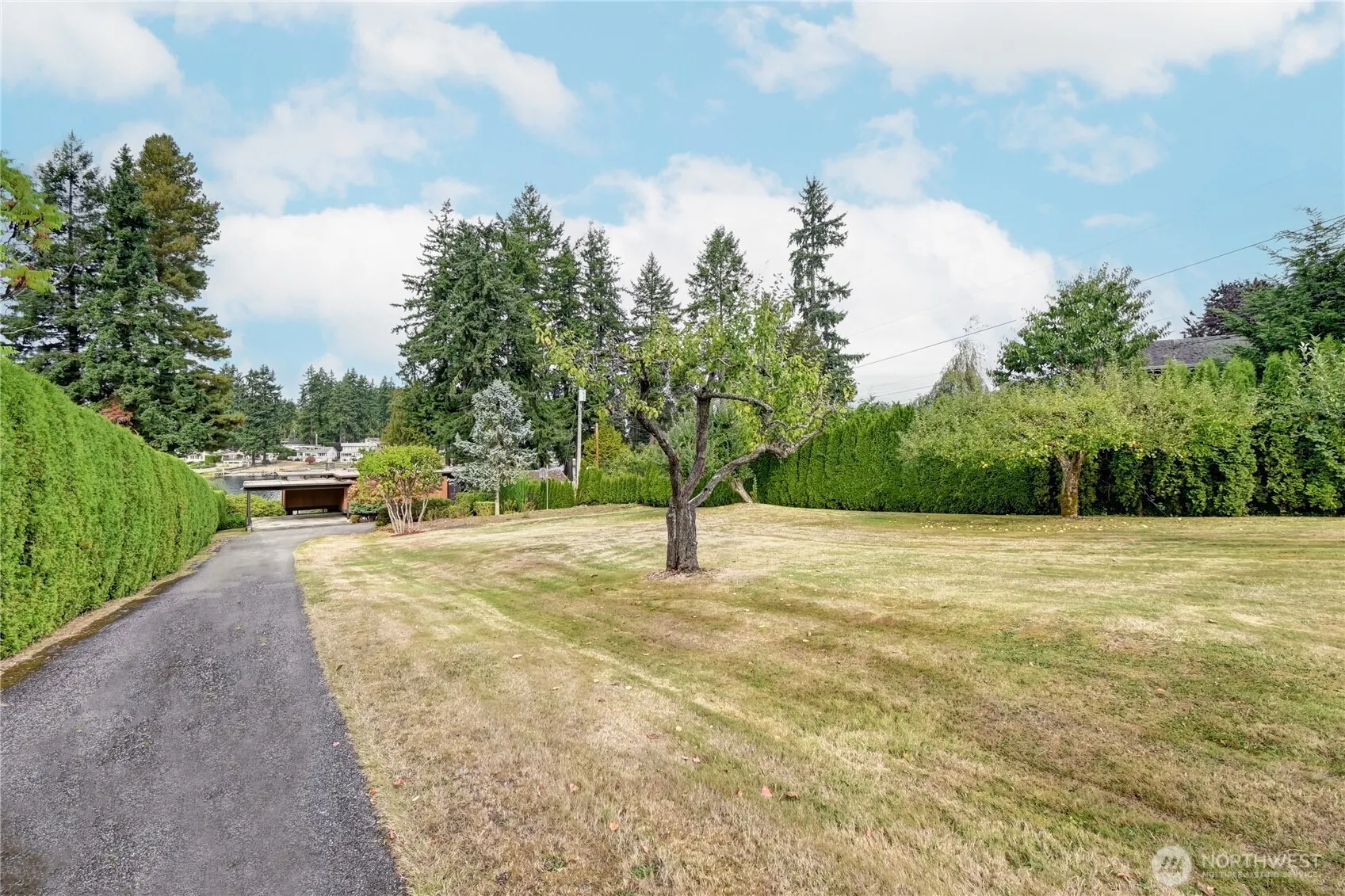 3707 Shelby Road , Lynnwood, WA 98087