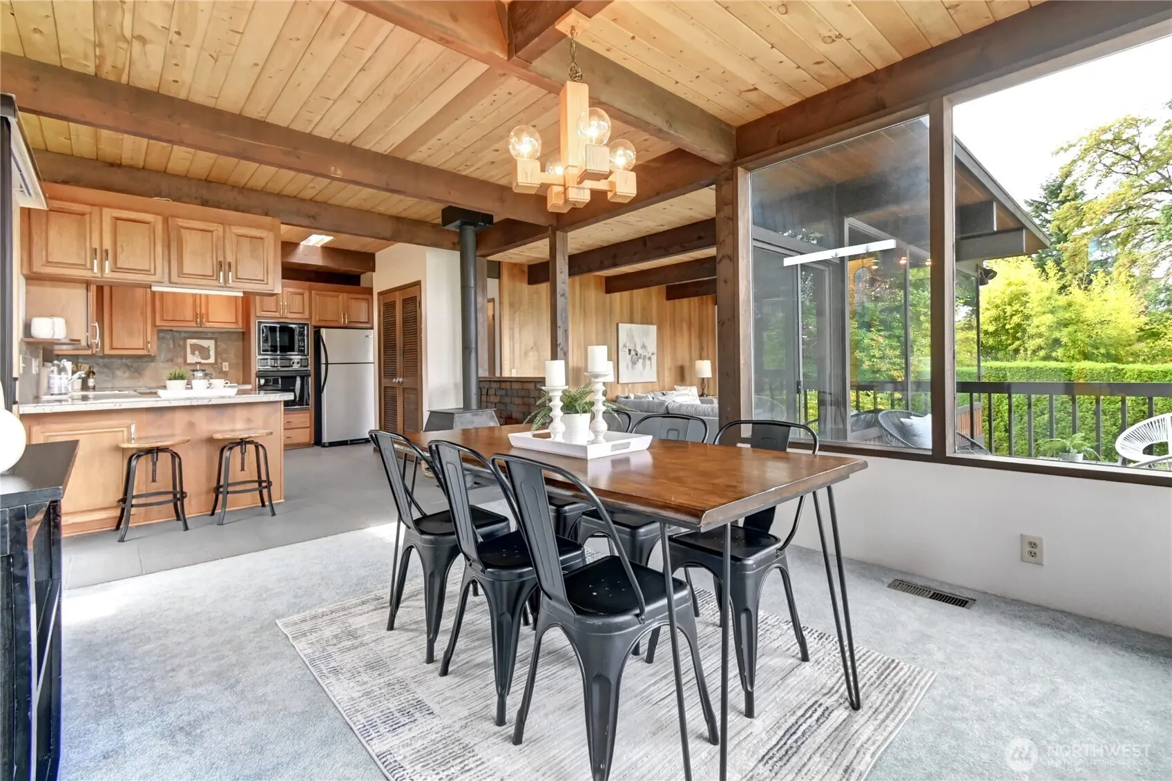 3707 Shelby Road , Lynnwood, WA 98087