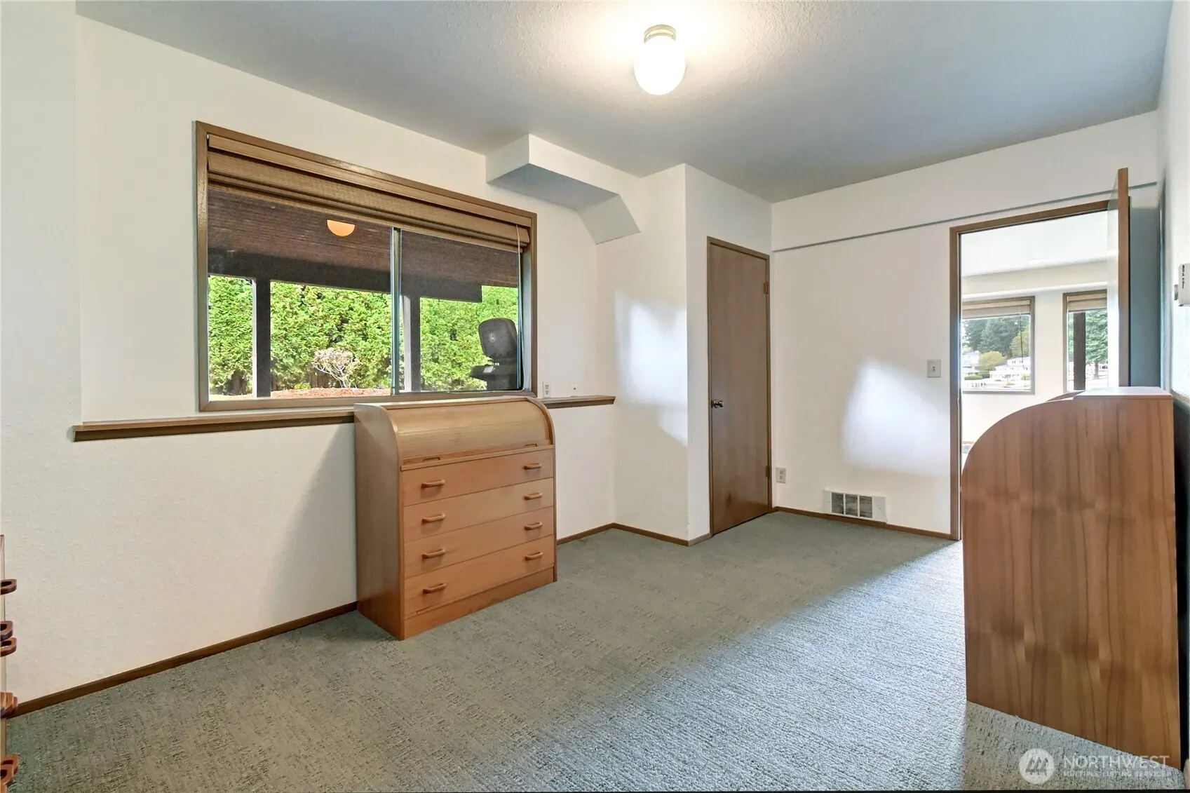 3707 Shelby Road , Lynnwood, WA 98087