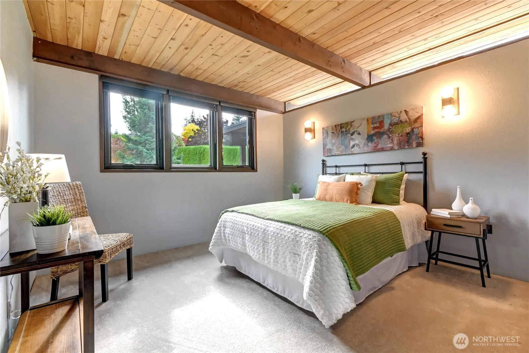 3707 Shelby Road , Lynnwood, WA 98087